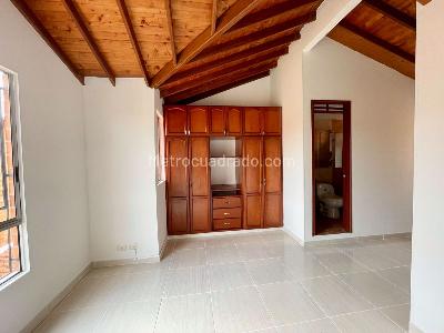 Casa de 4 alcobas en venta en Valle Del Lili, Cali, 90 m² · foto 6 de 10
