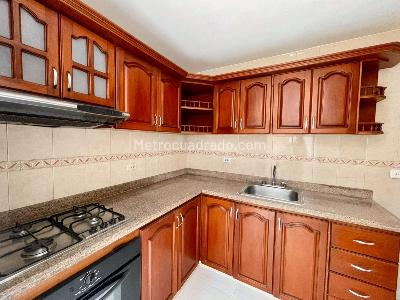 Casa de 4 alcobas en venta en Valle Del Lili, Cali, 90 m² · foto 4 de 10