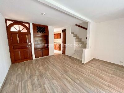 Casa de 4 alcobas en venta en Valle Del Lili, Cali, 90 m² · foto 3 de 10