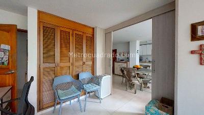 Apartamento de 3 alcobas en venta en Prados Del Norte, Cali, 94 m² · foto 6 de 18