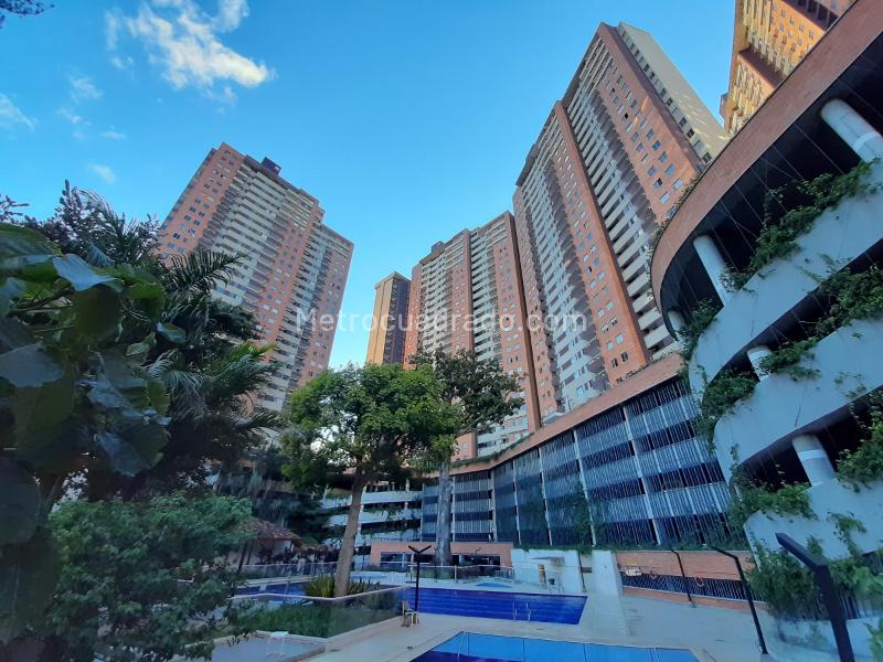 3BR Apartment in Niquia (75 m²)