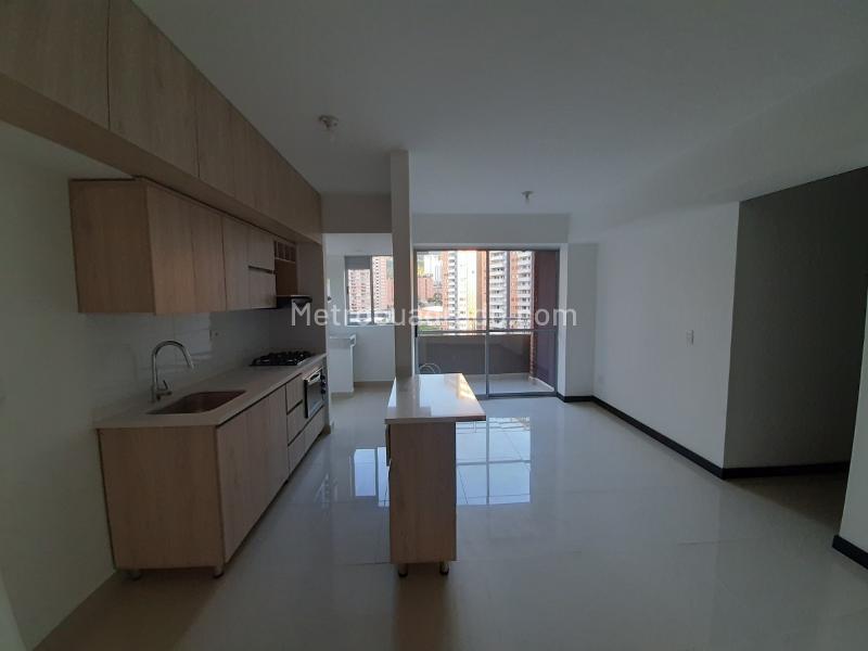 3BR Apartment in Niquia (75 m²) - 3