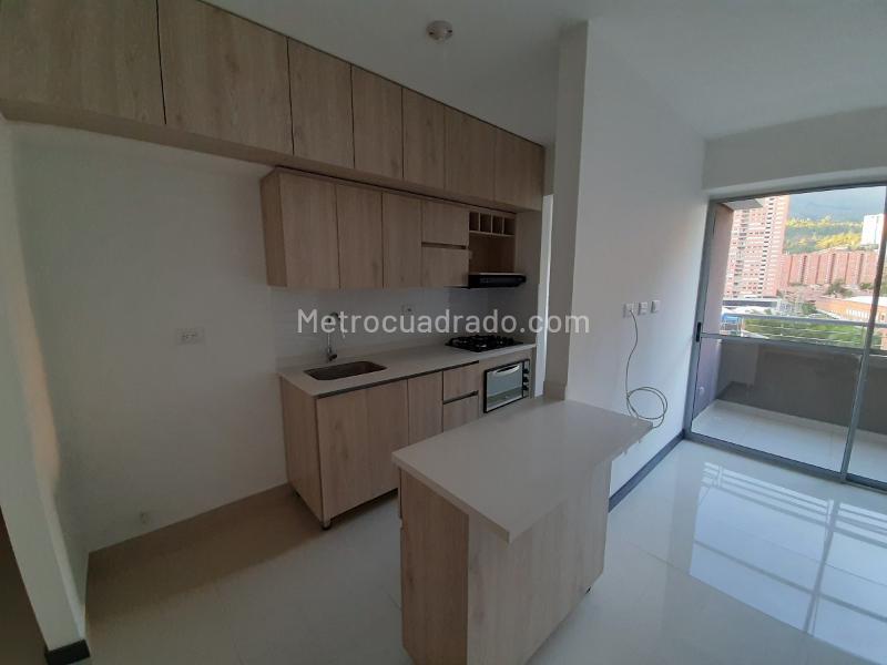3BR Apartment in Niquia (75 m²) - 4