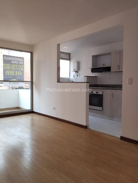 Bright 2BR Apartment in La Pilarica - 5