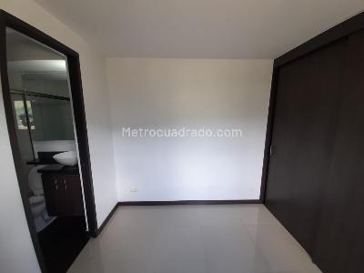 Apartamento de 2 alcobas en arriendo en Niquia, Bello, 55 m² · foto 10 de 20