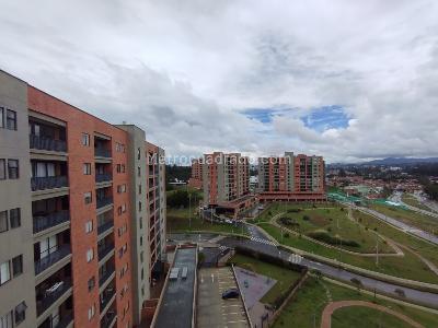 Apartamento de 3 alcobas en venta en El Porvenir, Rionegro, 75 m² · foto 2 de 16