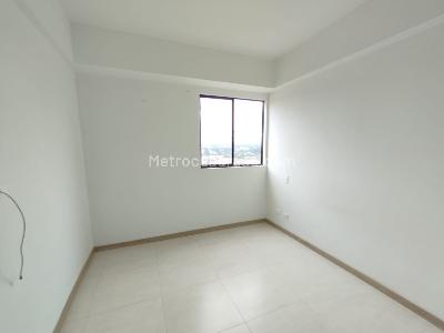 Apartamento de 3 alcobas en venta en El Porvenir, Rionegro, 75 m² · foto 6 de 16