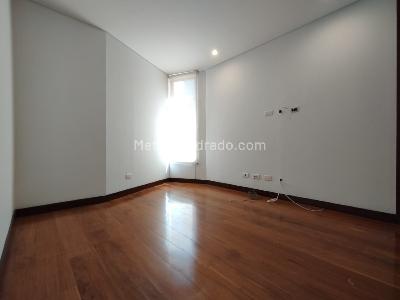 Apartamento de 3 alcobas en arriendo en Los Balsos, Medellín, 148 m² · foto 9 de 20