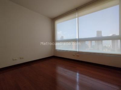 Apartamento de 3 alcobas en arriendo en Los Balsos, Medellín, 148 m² · foto 18 de 20