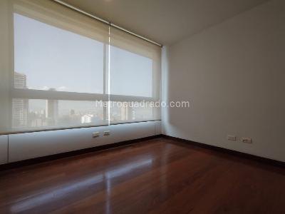Apartamento de 3 alcobas en arriendo en Los Balsos, Medellín, 148 m² · foto 19 de 20