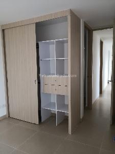 Apartamento de 3 alcobas en venta en Fontibon, Rionegro, 55 m² · foto 2 de 17