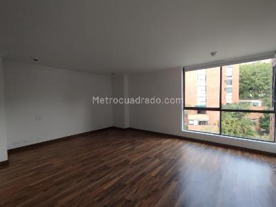 Apartamento de 4 alcobas en arriendo en Poblado Altos Del Poblado, Medellín, 190 m² · foto 12 de 17