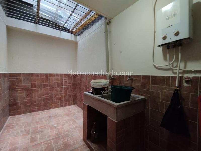 2BR Apartment in Holanda (80 m²) - 3