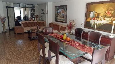 Apartamento de 4 alcobas en venta en Conquistadores, Medellín, 154 m² · foto 5 de 16