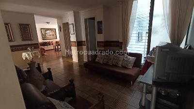 Apartamento de 4 alcobas en venta en Conquistadores, Medellín, 154 m² · foto 6 de 16