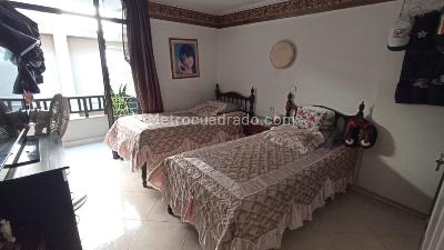 Apartamento de 4 alcobas en venta en Conquistadores, Medellín, 154 m² · foto 9 de 16