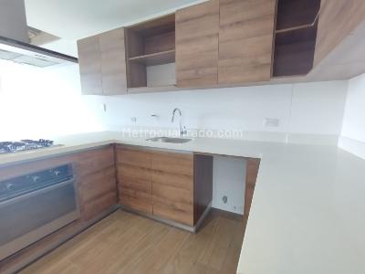 Apartamento de 2 alcobas en arriendo en Ciudad Del Rio, Medellín, 79 m² · foto 4 de 16