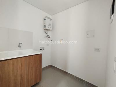 Apartamento en venta en El Portal, Envigado · foto 3 de 20