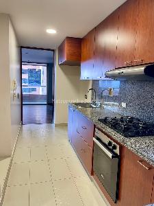 Apartamento de 3 alcobas en arriendo en El Poblado, Medellín, 130 m² · foto 5 de 20