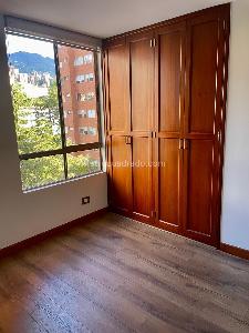 Apartamento de 3 alcobas en arriendo en El Poblado, Medellín, 130 m² · foto 14 de 20