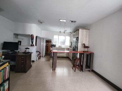 Apartaestudio en venta en Calasanz, Medellín, 53 m² · foto 6 de 14