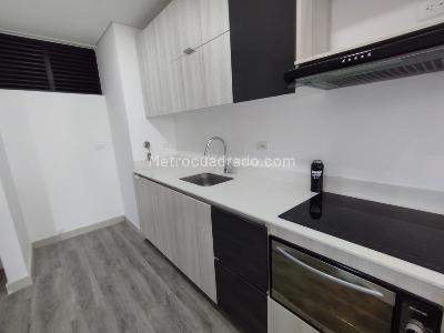 Apartaestudio en arriendo en Poblado Altos Del Poblado, Medellín · foto 2 de 12