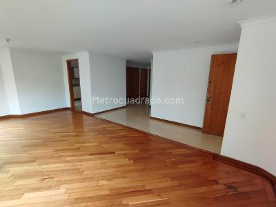 Apartamento de 4 alcobas en arriendo en Loma Del Campestre, Medellín, 165 m² · foto 5 de 20