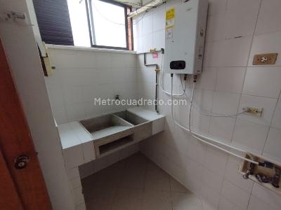 Apartamento de 4 alcobas en arriendo en Loma Del Campestre, Medellín, 165 m² · foto 9 de 20