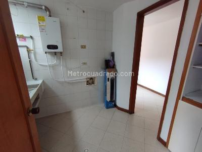 Apartamento de 4 alcobas en arriendo en Loma Del Campestre, Medellín, 165 m² · foto 10 de 20