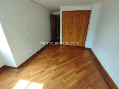 Apartamento de 4 alcobas en arriendo en Loma Del Campestre, Medellín, 165 m² · foto 11 de 20