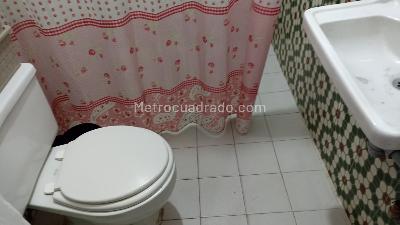 Casa de 5 alcobas en venta en La America, Medellín, 215 m² · foto 6 de 11