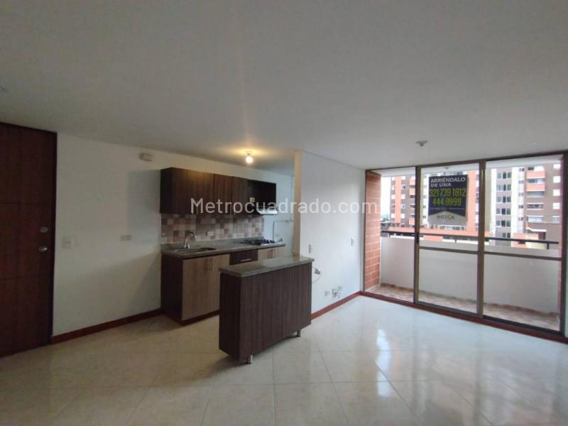 Spectacular 3BR Apartment in La Ferreria, La Estrella - 5