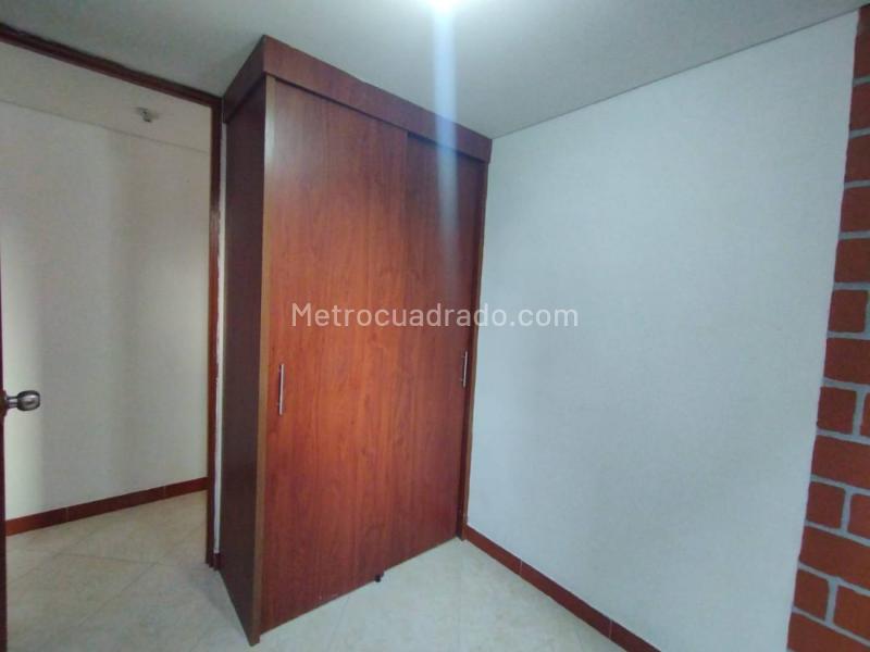 Spectacular 3BR Apartment in La Ferreria, La Estrella - 8