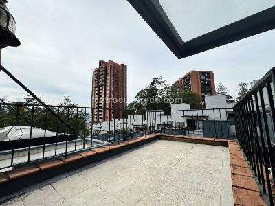 Casa de 5 alcobas en venta en El Tesoro, Medellín, 220 m² · foto 17 de 19