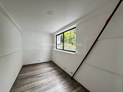 Casa de 5 alcobas en venta en El Tesoro, Medellín, 220 m² · foto 18 de 19