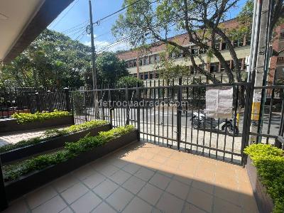 Apartaestudio en venta en El Nogal, Medellín, 66 m² · foto 8 de 8