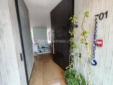 Apartamento en arriendo en Loma Del Campestre, Medellín · foto 19 de 20