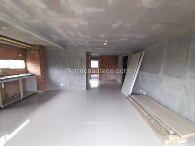Apartamento de 3 alcobas en venta en Carmelo, Bello, 75 m² · foto 2 de 18