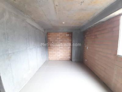 Apartamento de 3 alcobas en venta en Carmelo, Bello, 75 m² · foto 10 de 18