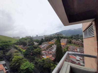 Apartamento de 3 alcobas en venta en Carmelo, Bello, 75 m² · foto 13 de 18