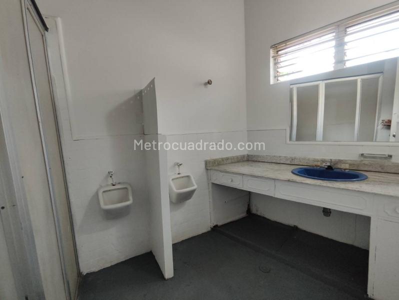 Casa Comercial en Segundo Piso en Patio Bonito - 3