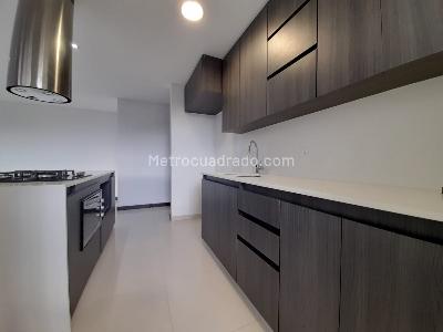 Apartamento en venta en El Esmeraldal, Envigado · foto 2 de 20