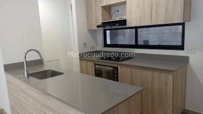 Apartamento en venta en Laureles, Medellín · foto 7 de 13