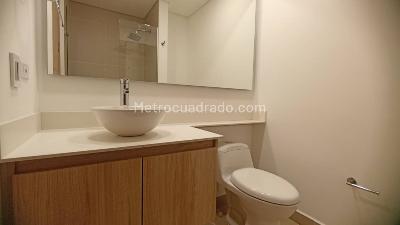 Apartamento en venta en Laureles, Medellín · foto 9 de 13