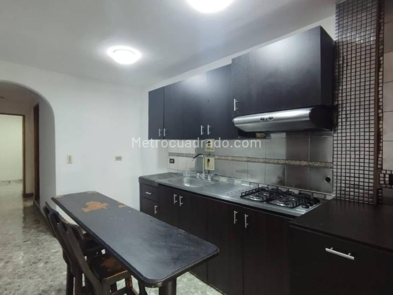 Apartamento dúplex de 4 alcobas en Simon Bolivar, Itagüí - 4