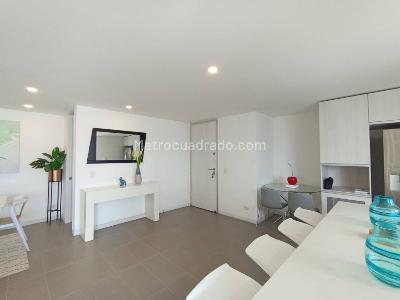 Apartamento de 2 alcobas en arriendo en Castropol, Medellín, 98 m² · foto 5 de 11
