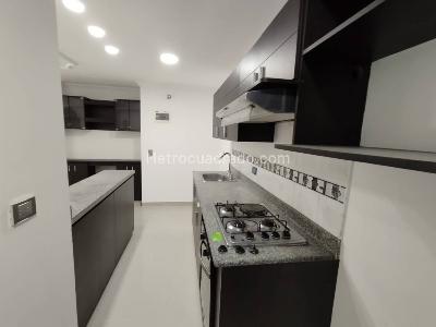 Apartamento de 3 alcobas en arriendo en Ciudad Del Rio, Medellín, 84 m² · foto 2 de 20