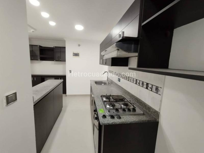 Exceptional 3BR Apartment with Pool in Ciudad Del Rio - 2