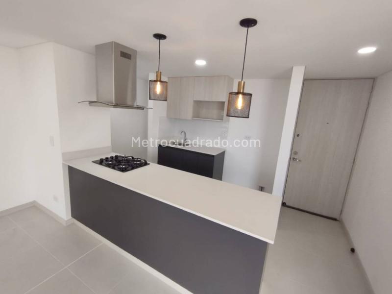 Brand-New 1BR Apartment-Study in Suramerica (Itagüí)