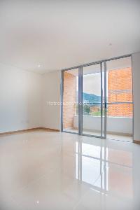 Apartamento en venta en El Portal, Envigado · foto 5 de 14